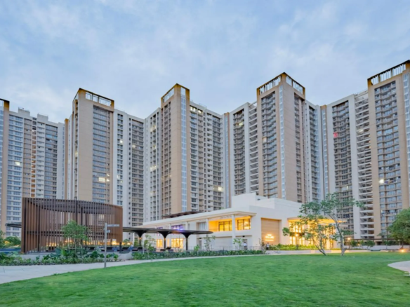 Godrej Upavan Bhiwandi Kalyan Bypass luxury tower elevation